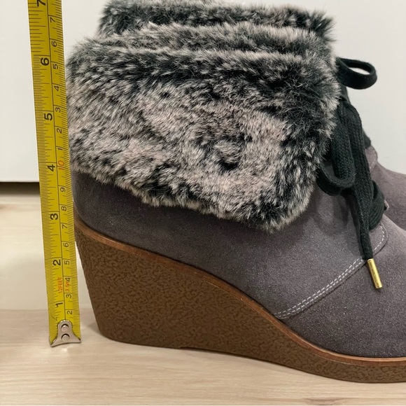 EUC Cole Haan Coralie Waterproof Wedge Bootie. Grey. Faux Fur. Size 6 / 6B - Picture 9 of 15